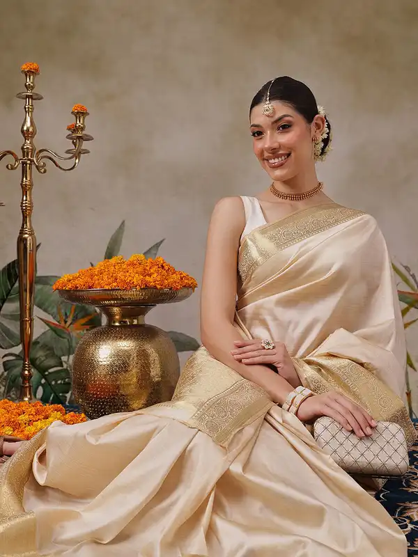 Featured Oru Saree drape